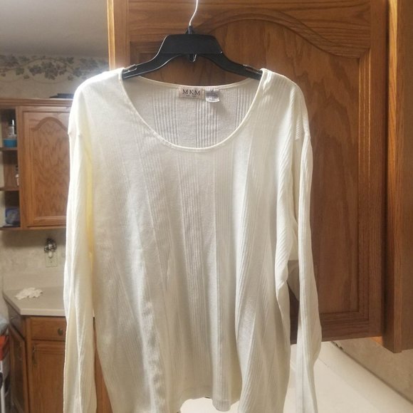 WOMENS TOP SIZE  3X - Picture 3 of 7